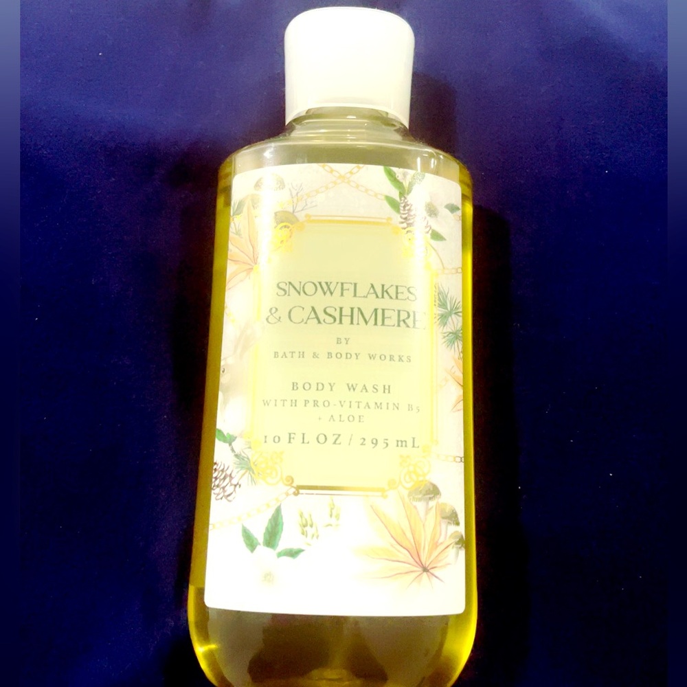 Snowflakes & Cashmere Body wash from Bath and Body Works